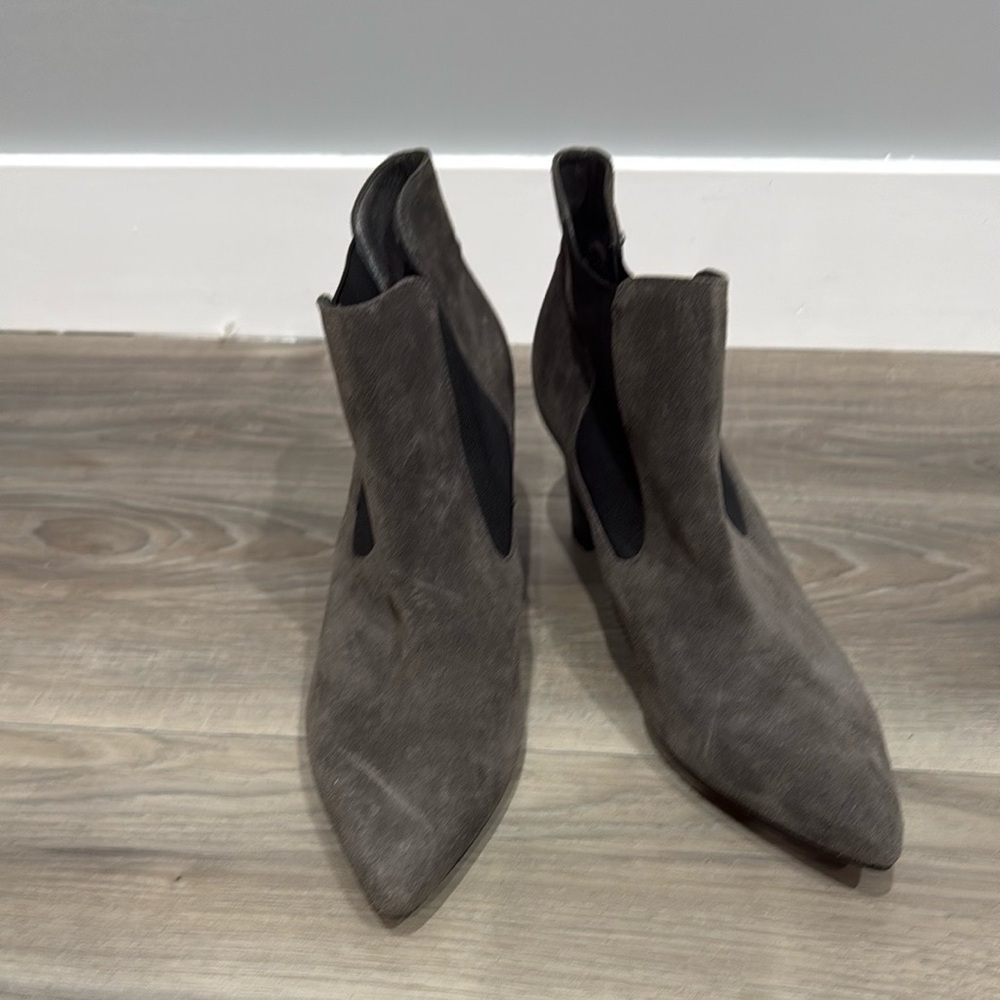Peter Kaiser Elegant Gray Women's Ankle Boots size 7